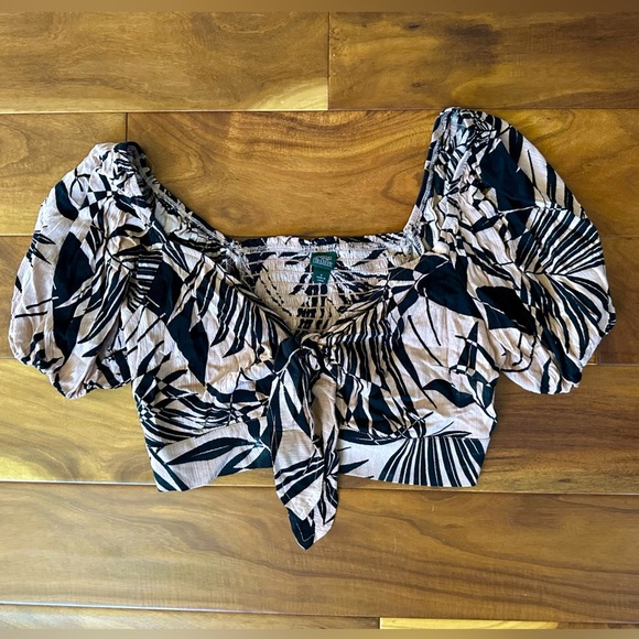 Wild Fable Floral Summer Crop Top size Small - Picture 2 of 4